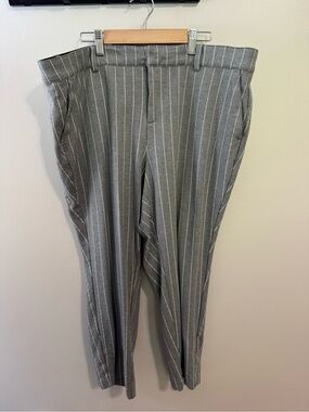 Torrid size 16S Gray Pinstripe Dress Pants